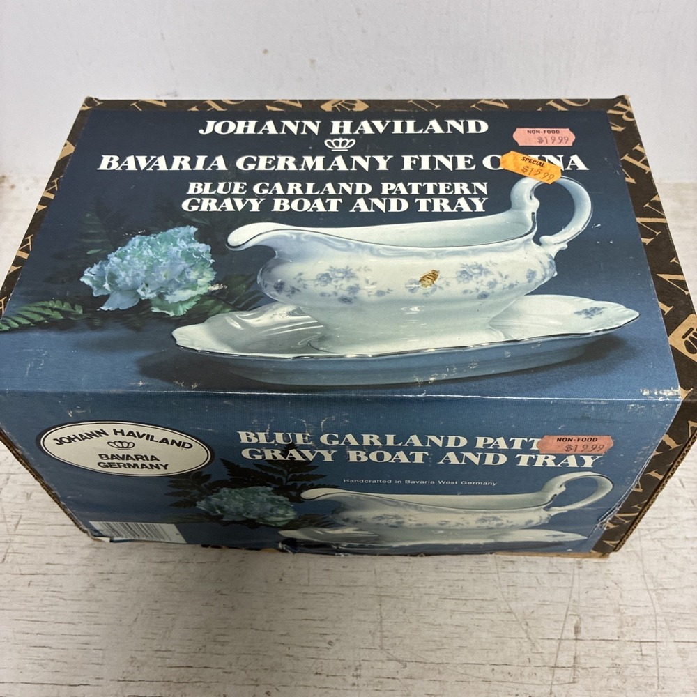 Johann Haviland Fine China Blue Garland Gravy Boat & Tray Bavaria Germany MiB